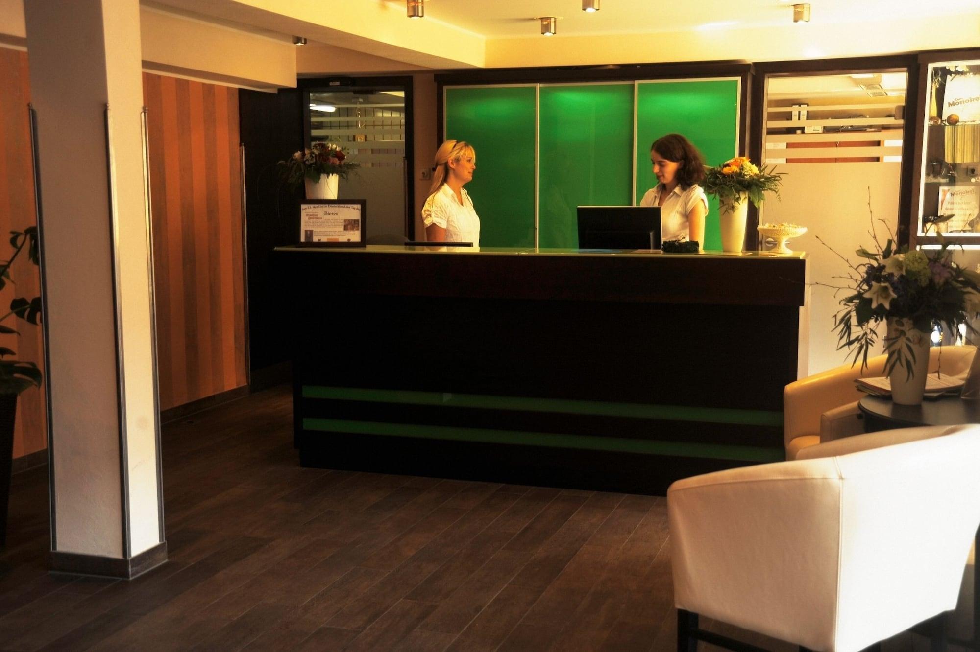 Brauhaus Zum Loewen Hotell Mühlhausen Exteriör bild