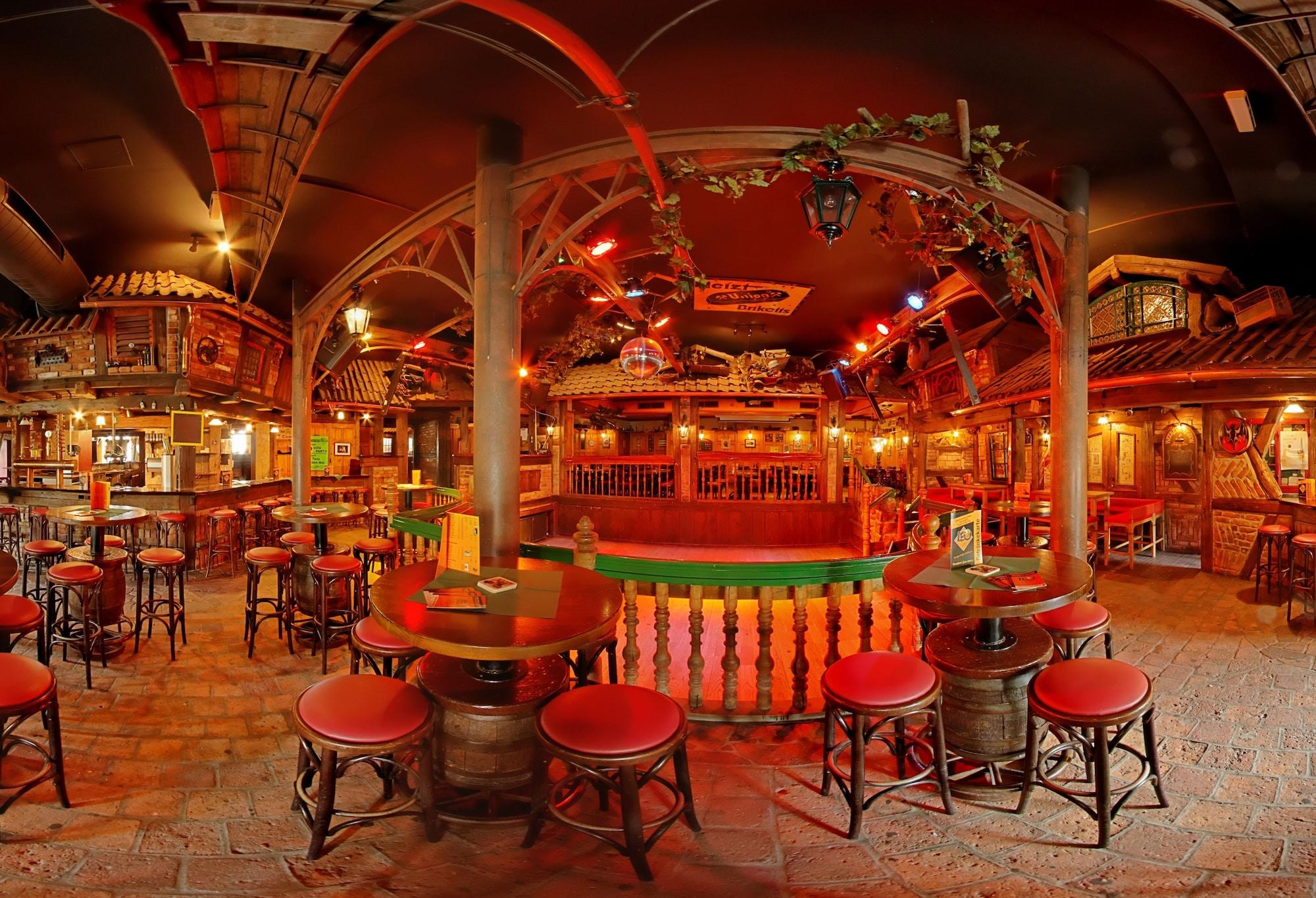 Brauhaus Zum Loewen Hotell Mühlhausen Exteriör bild
