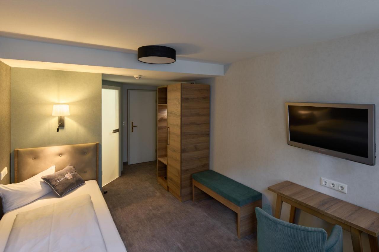 Brauhaus Zum Loewen Hotell Mühlhausen Exteriör bild