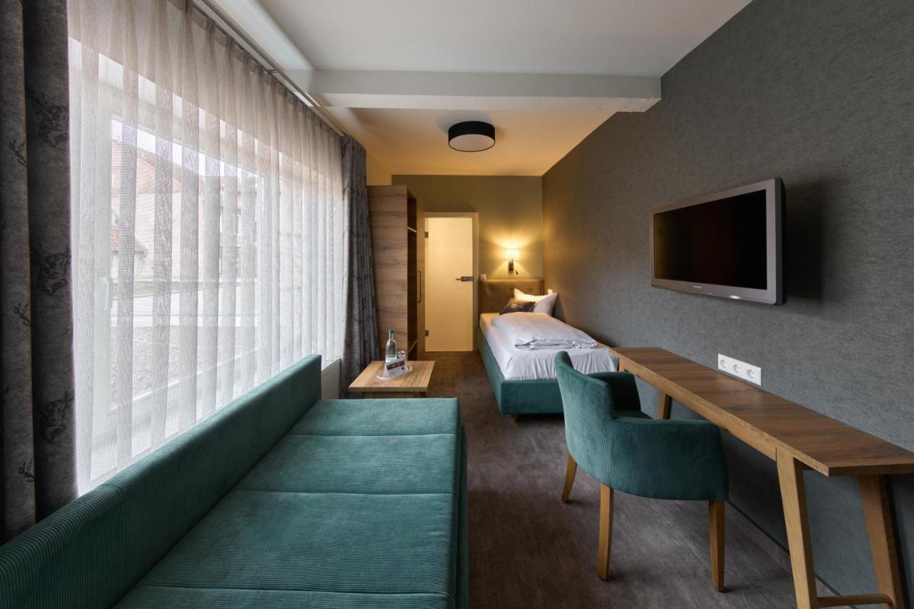 Brauhaus Zum Loewen Hotell Mühlhausen Exteriör bild