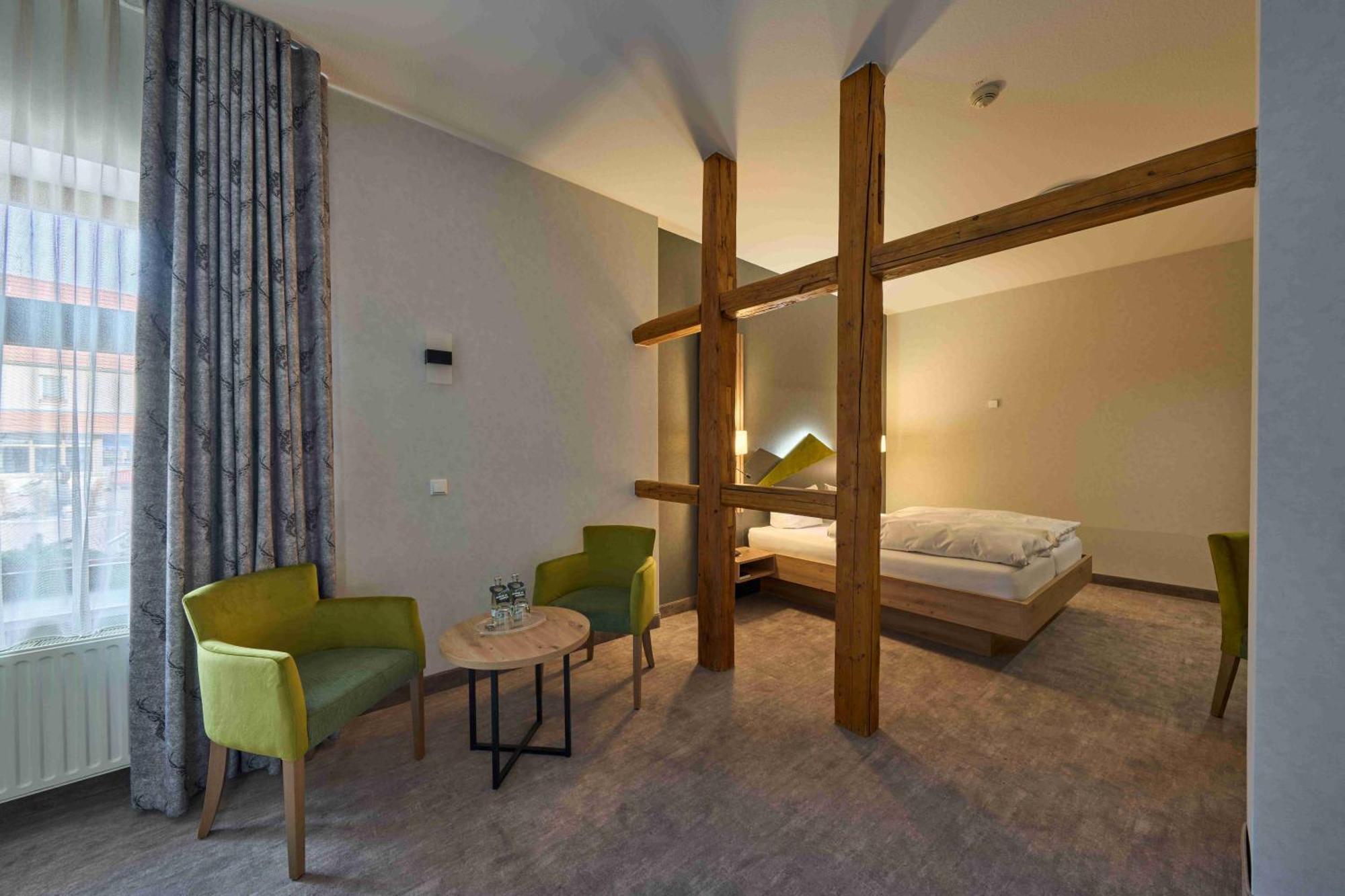 Brauhaus Zum Loewen Hotell Mühlhausen Exteriör bild