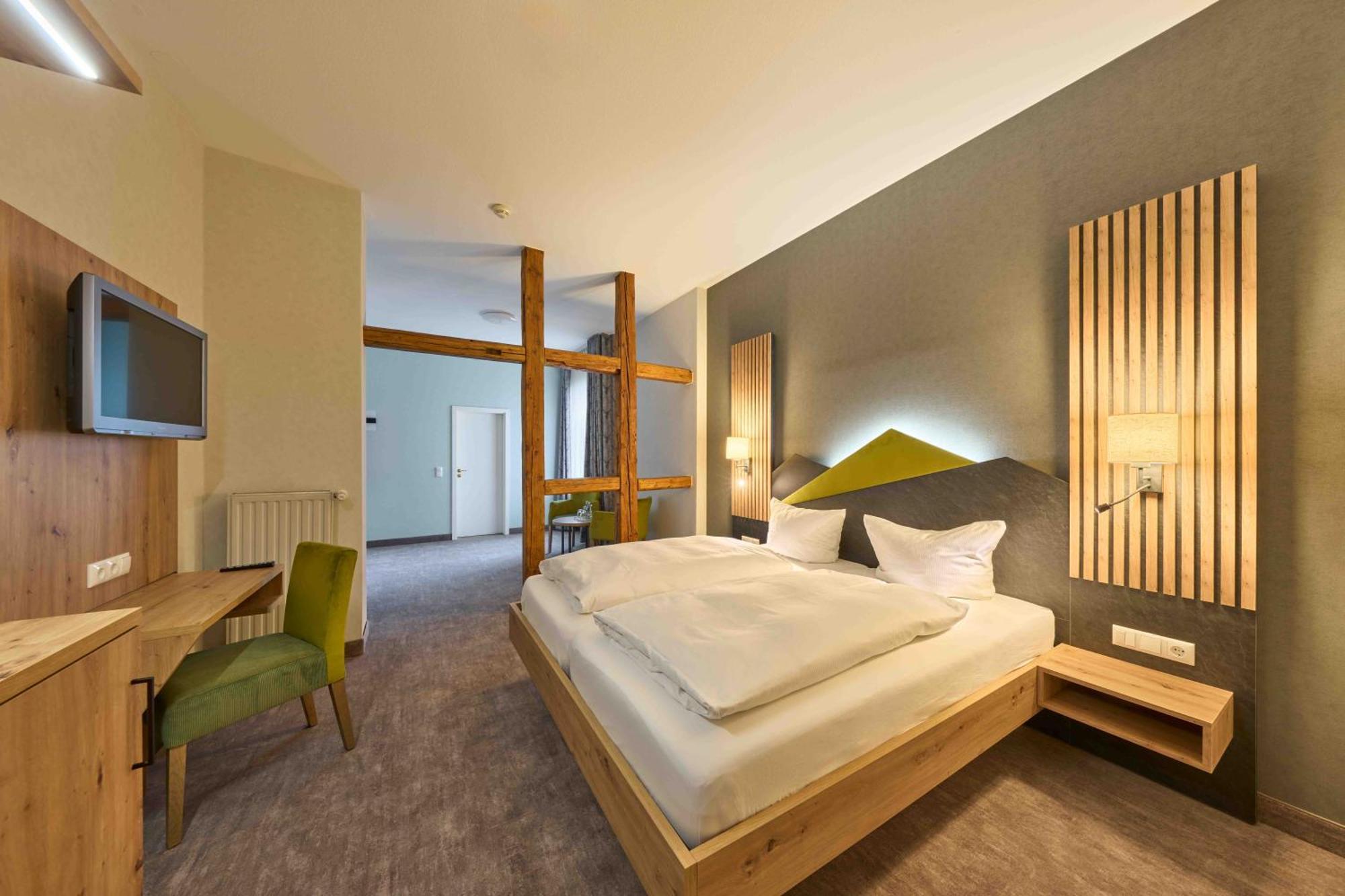 Brauhaus Zum Loewen Hotell Mühlhausen Exteriör bild