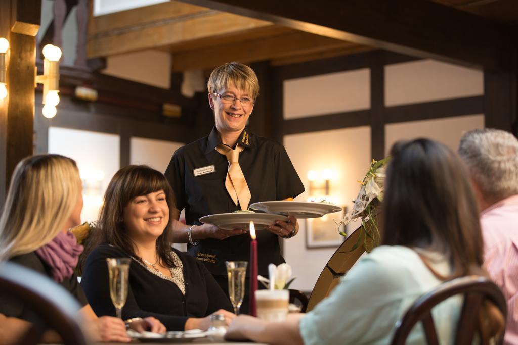 Brauhaus Zum Loewen Hotell Mühlhausen Exteriör bild